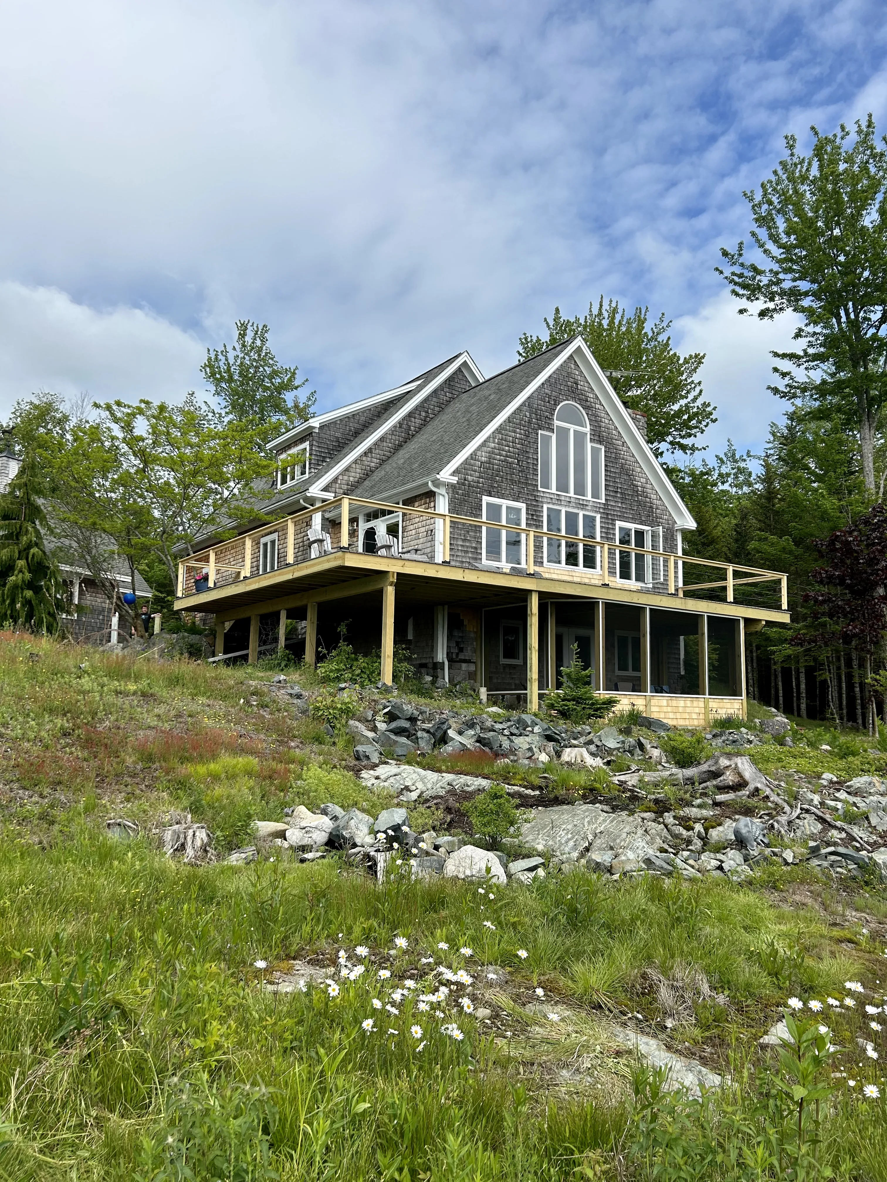 Flanders Bay deck and screen room